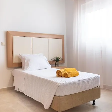 Naelia * 帕斯蒂达